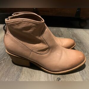 Sofft Aisley Boots Woman’s Size 9 Rose Taupe